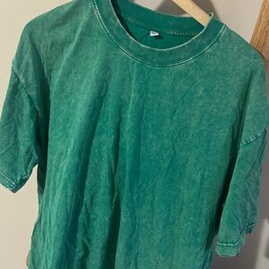 Amazon vintage style kelly green stone wash tshirt